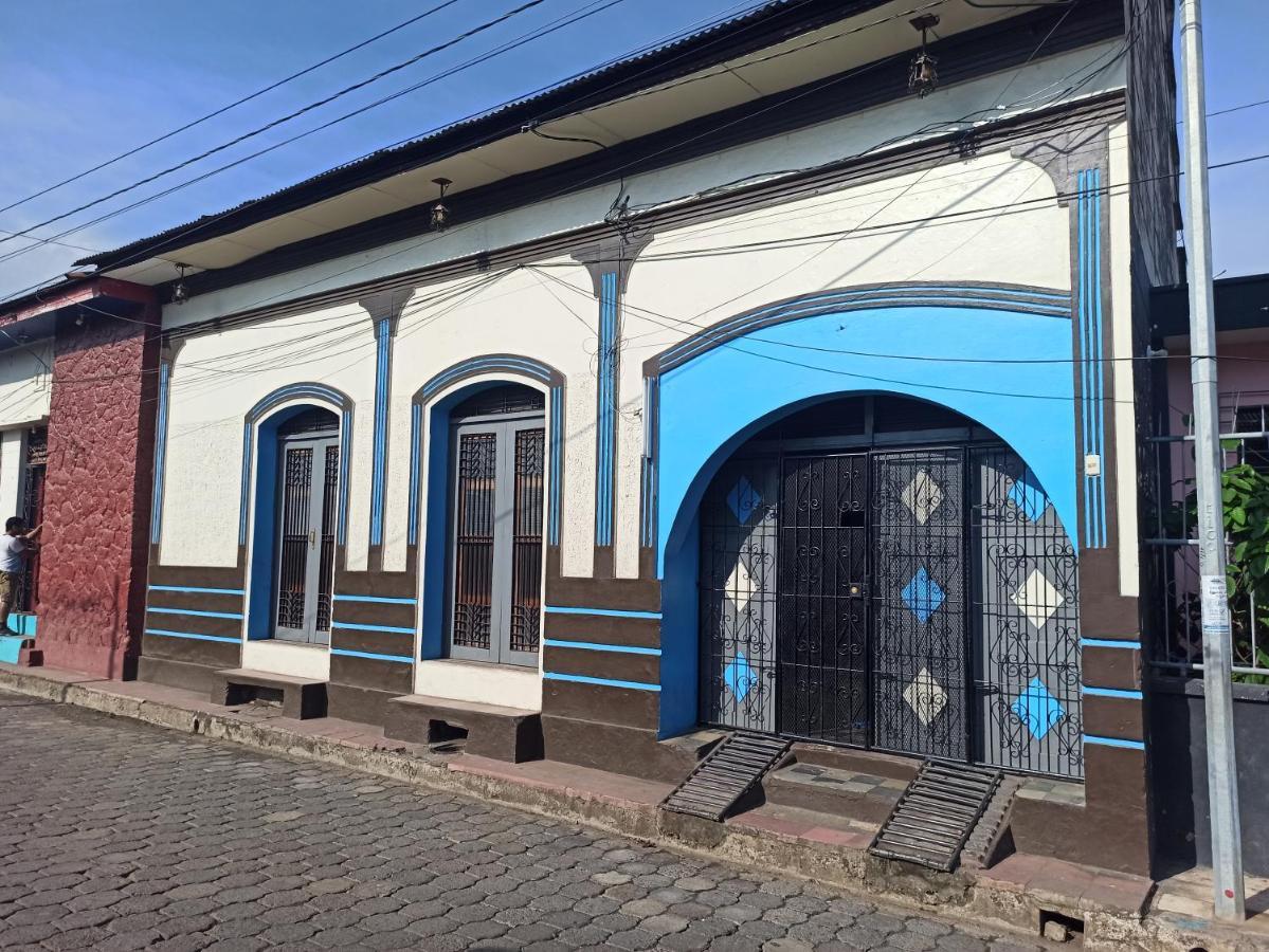 Hostal Harvest House Leon Luaran gambar