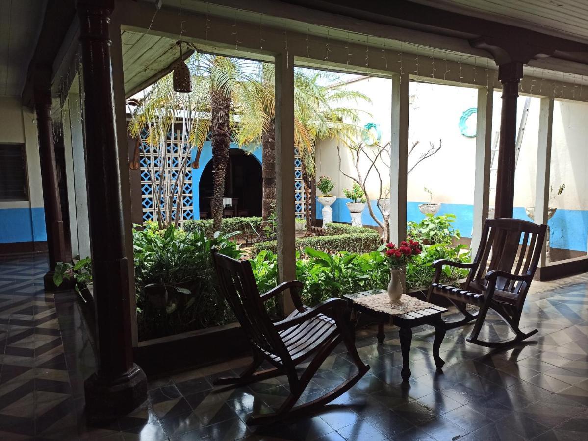 Hostal Harvest House Leon Luaran gambar