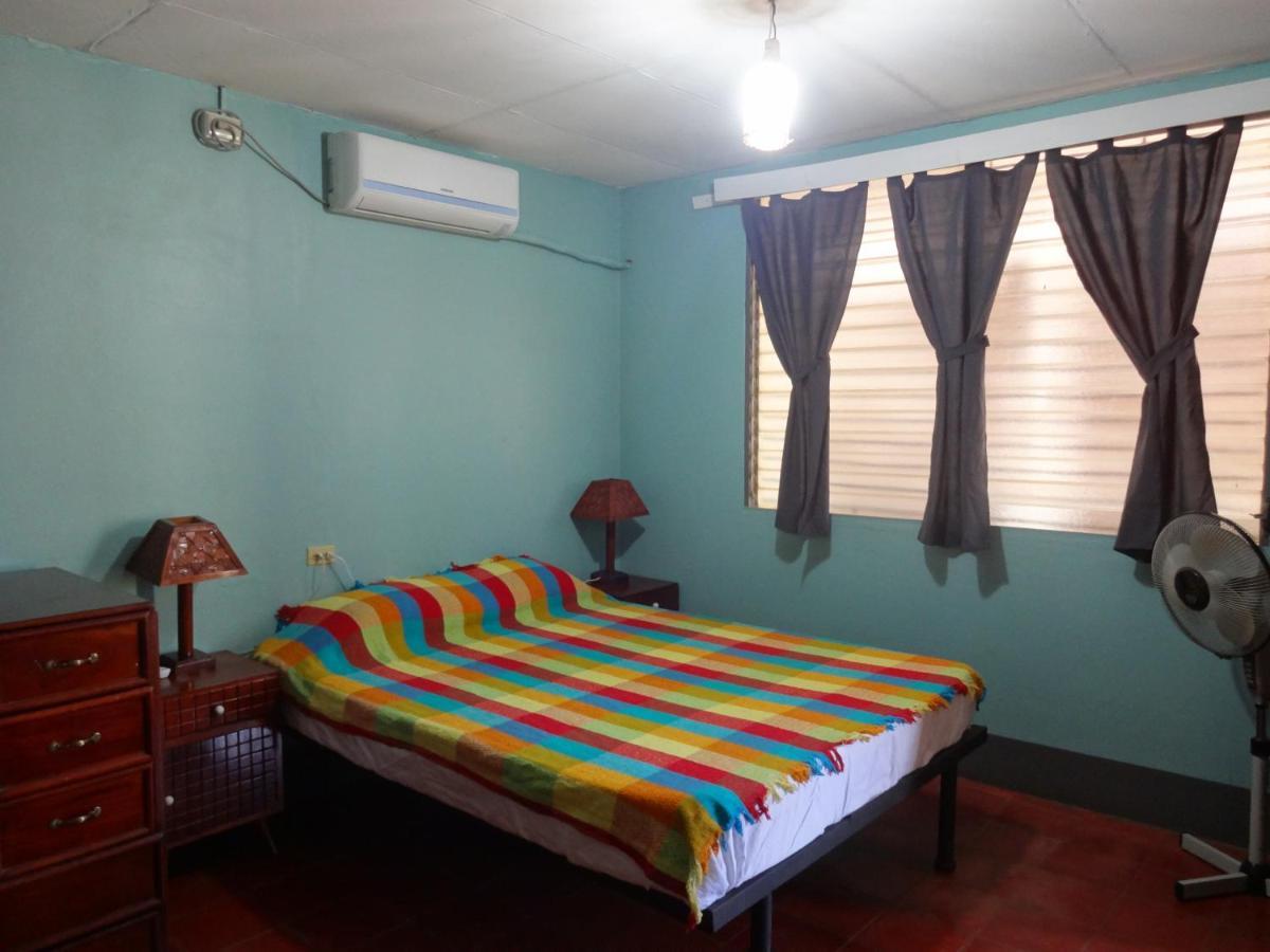 Hostal Harvest House Leon Luaran gambar