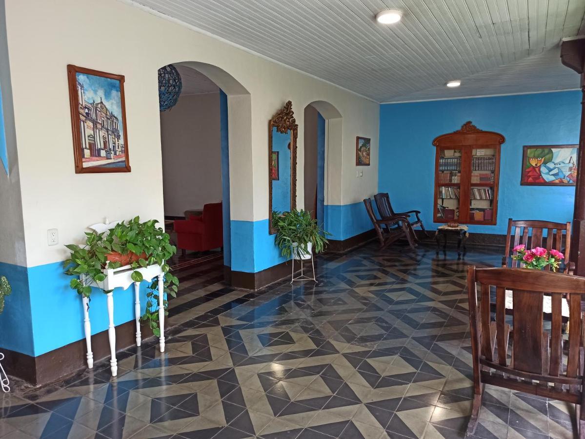 Hostal Harvest House Leon Luaran gambar